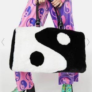 Current Mood Off The Charts Fuzzy Yin Yang Weekender